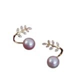Elegant Leaf Pearl Korean Earrings - Image 4