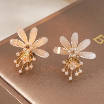 ZJX-162 Flower Pearl Korean Earrings- Golden